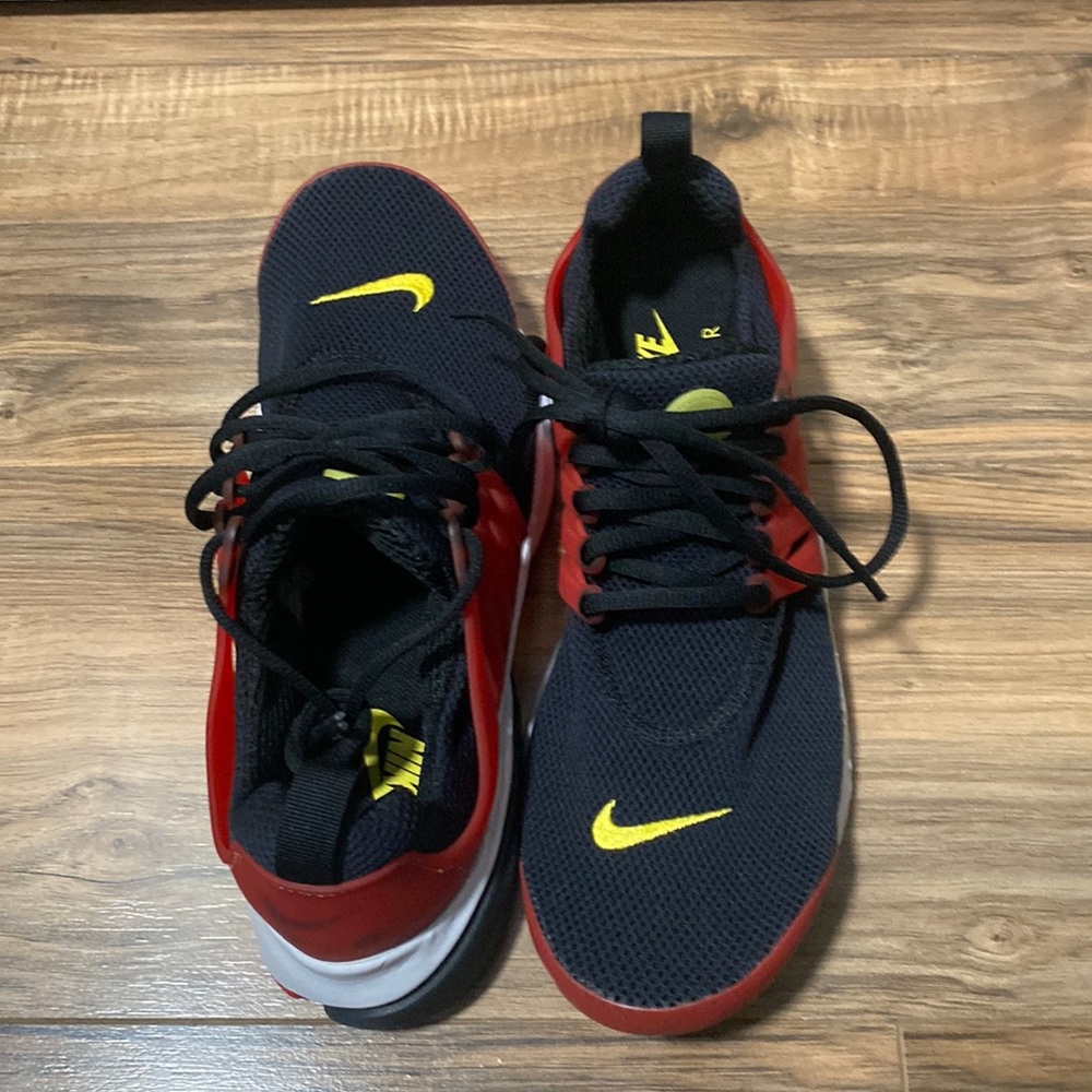 Mens shoes